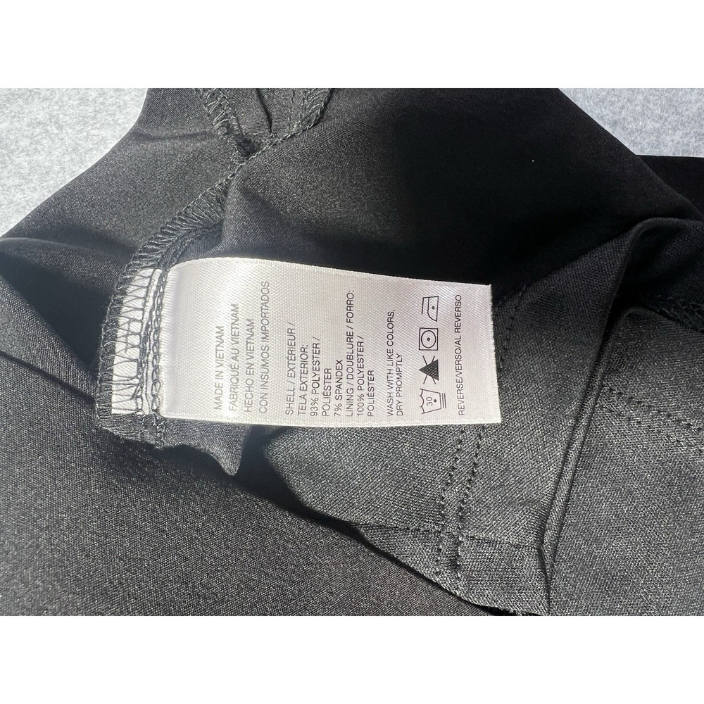 Izod Golf Women's Skort Size 10 Black 93 Polyester, 7 Spandex - Picture 9 of 9